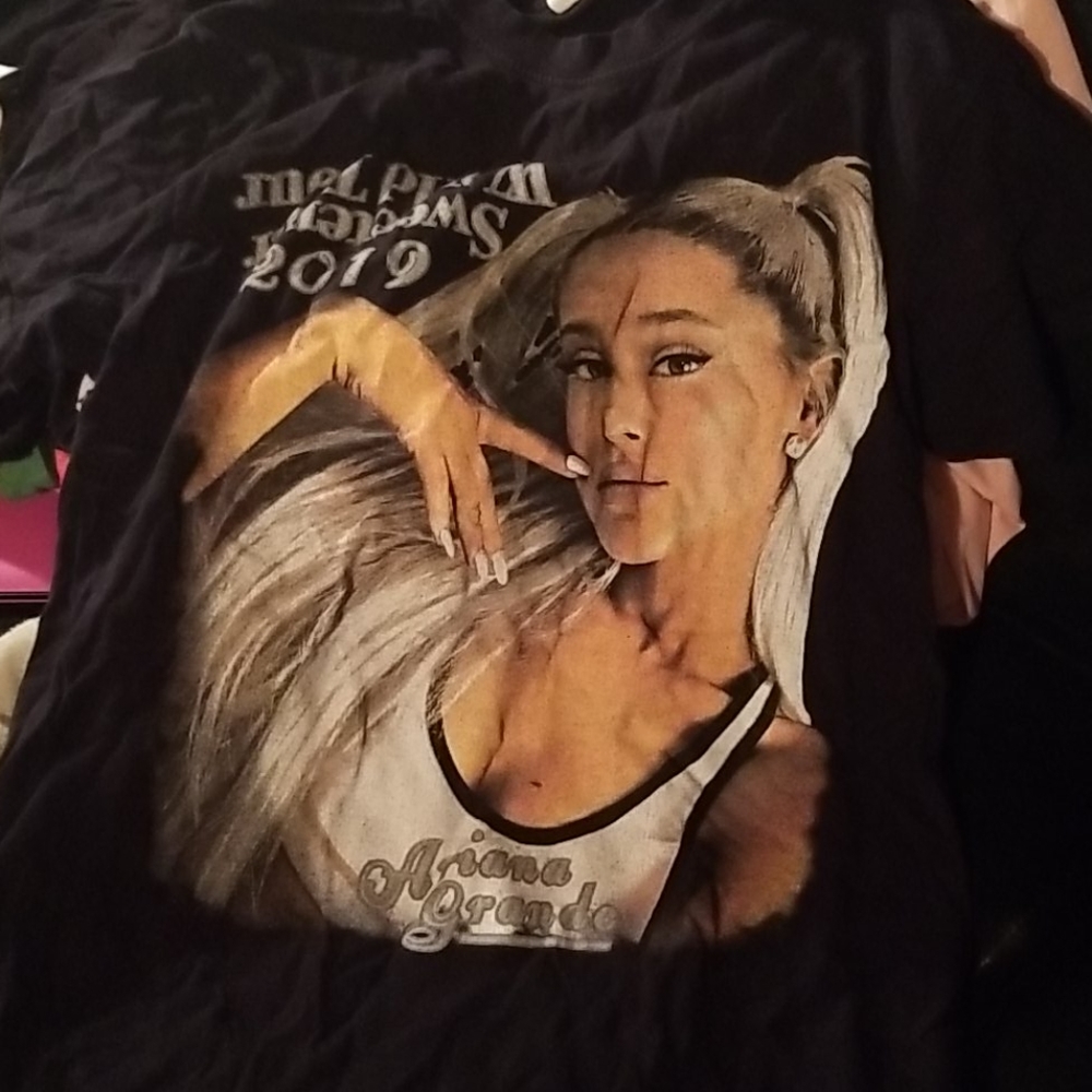 Ariana grande